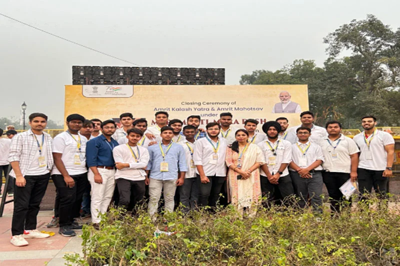 NSS Volunteers at Valedictory Function Meri Mati Mera Desh
